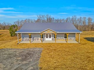 2637 Dotson Rd, Lafayette, TN 37083