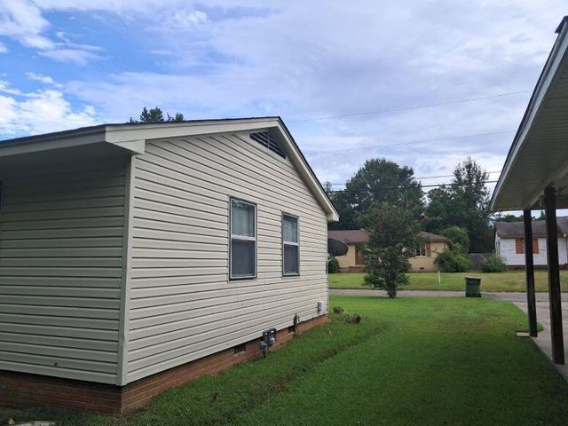 805 Duane St., Hattiesburg, MS 39401