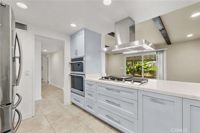 1523 E Baldwin, Orange, CA 92865