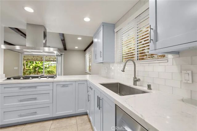 1523 E Baldwin, Orange, CA 92865