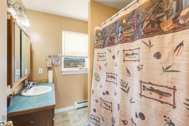 395 Hereford Road, Belgrade, MT 59714