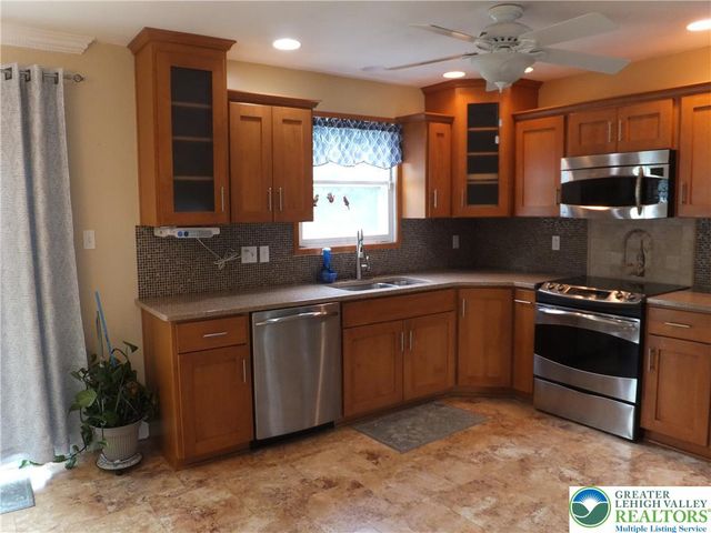 3360 South 2nd Street, Whitehall Twp, PA 18052