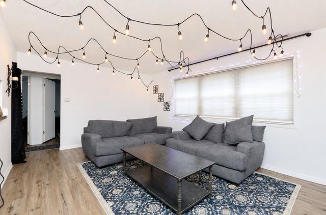 1120 E 6th Street 3, Des Moines, IA 50316