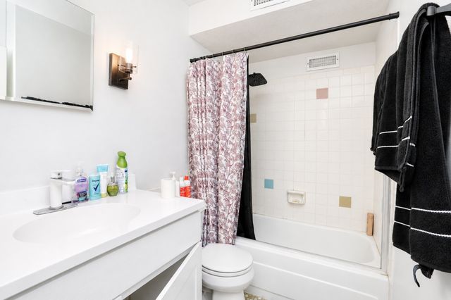 1120 E 6th Street 3, Des Moines, IA 50316