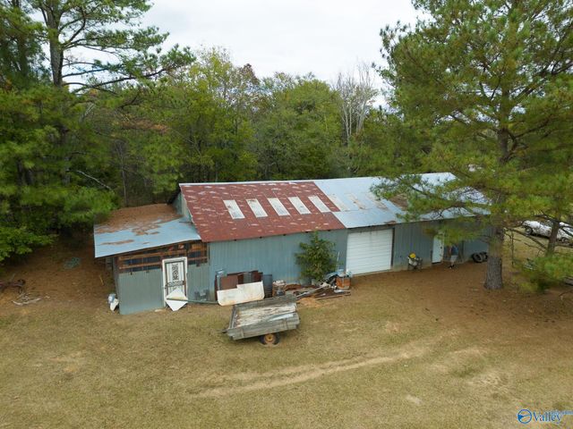 232 Kenny Clay Road, Somerville, AL 35670