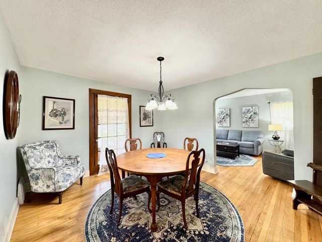 3014 20th Avenue, Rock Island, IL 61201