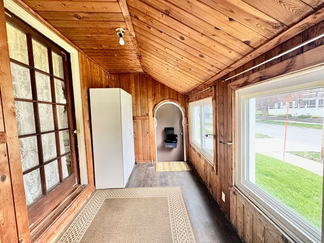 3014 20th Avenue, Rock Island, IL 61201