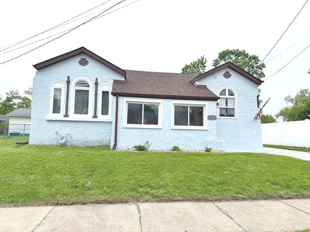 3014 20th Avenue, Rock Island, IL 61201