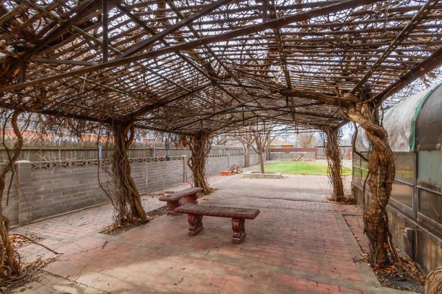 901 W Second Street, Claude, TX 79019