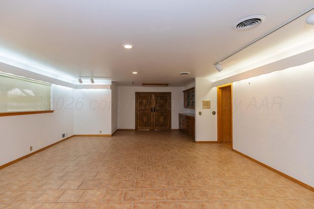 901 W Second Street, Claude, TX 79019