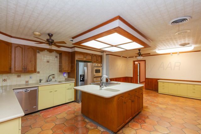 901 W Second Street, Claude, TX 79019