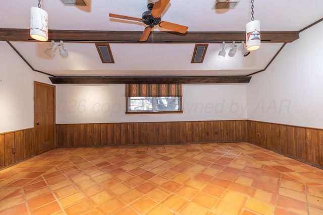 901 W Second Street, Claude, TX 79019