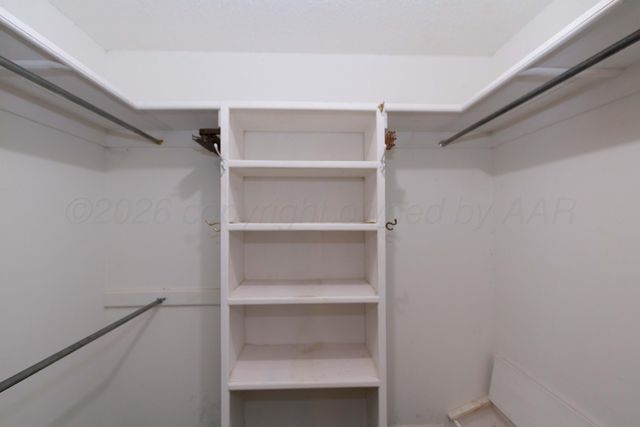 901 W Second Street, Claude, TX 79019