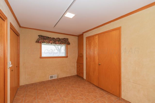 901 W Second Street, Claude, TX 79019