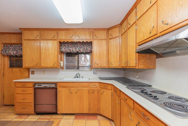 901 W Second Street, Claude, TX 79019