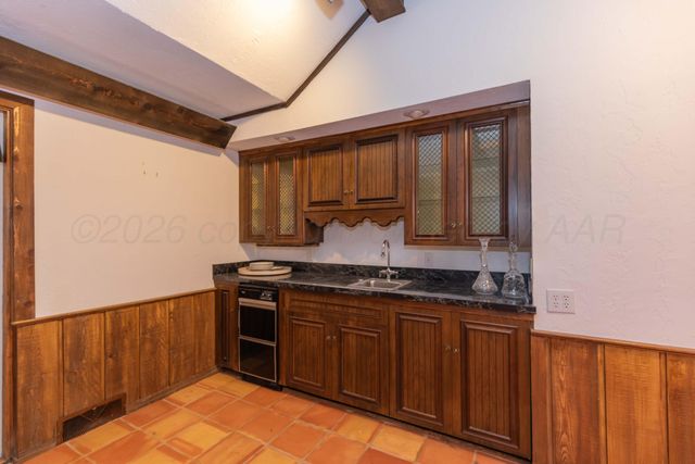 901 W Second Street, Claude, TX 79019