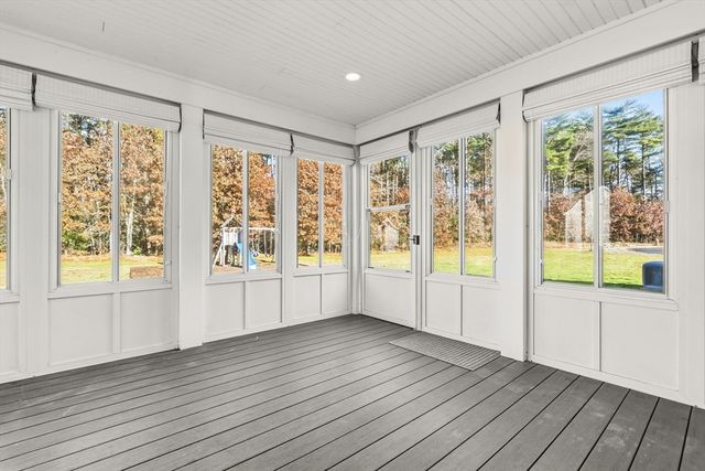 10 Emily Ln, Pembroke, MA 02359