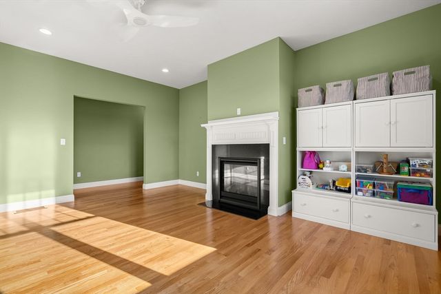 10 Emily Ln, Pembroke, MA 02359