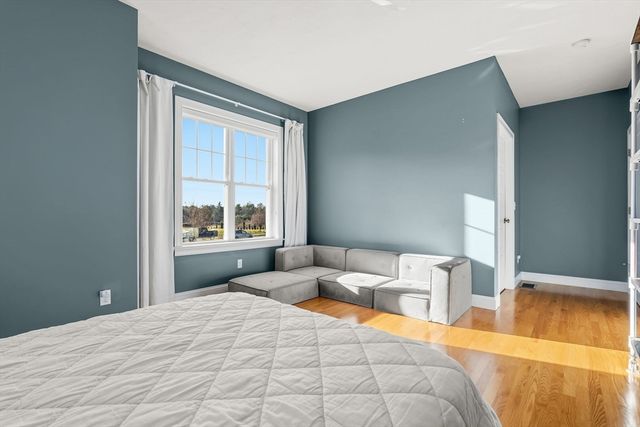 10 Emily Ln, Pembroke, MA 02359