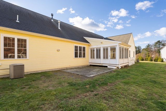 10 Emily Ln, Pembroke, MA 02359