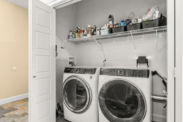 10 Emily Ln, Pembroke, MA 02359