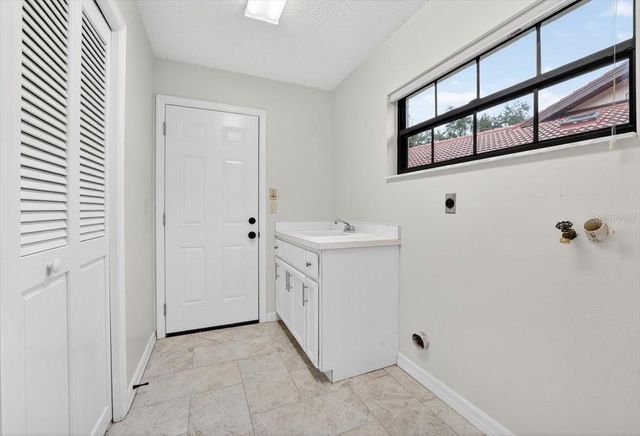 7209 OAK MOSS DRIVE 62, Sarasota, FL 34241