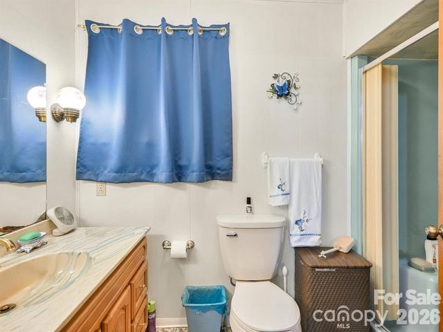 7530 NC 208 Highway, Marshall, NC 28753