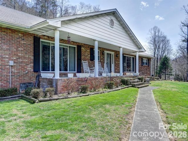 7530 NC 208 Highway, Marshall, NC 28753