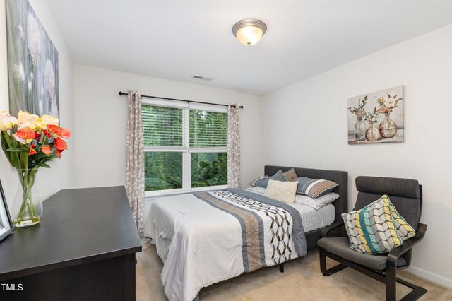 155 Writing Rock Place, Apex, NC 27539