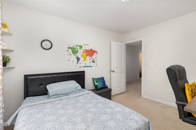 155 Writing Rock Place, Apex, NC 27539