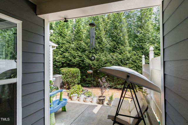 155 Writing Rock Place, Apex, NC 27539