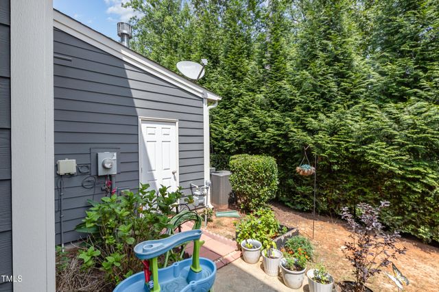 155 Writing Rock Place, Apex, NC 27539