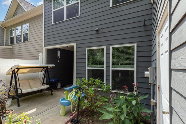 155 Writing Rock Place, Apex, NC 27539