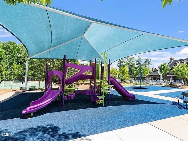 155 Writing Rock Place, Apex, NC 27539