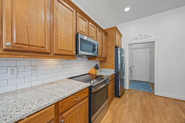 739 Blue Bird Drive, Vass, NC 28394