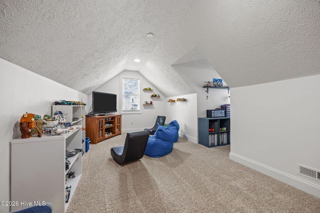 739 Blue Bird Drive, Vass, NC 28394