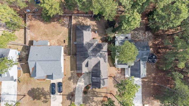 739 Blue Bird Drive, Vass, NC 28394