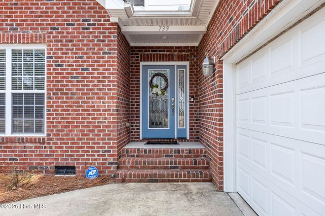 739 Blue Bird Drive, Vass, NC 28394