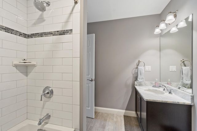 48 Robinson Dr, Bedford, MA 01730