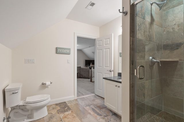 48 Robinson Dr, Bedford, MA 01730