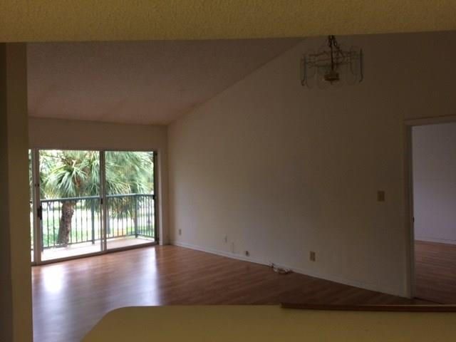 8955 Wiles Road 303, Coral Springs, FL 33067
