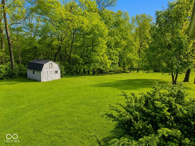 11314 Peacock Drive, Indianapolis, IN 46236