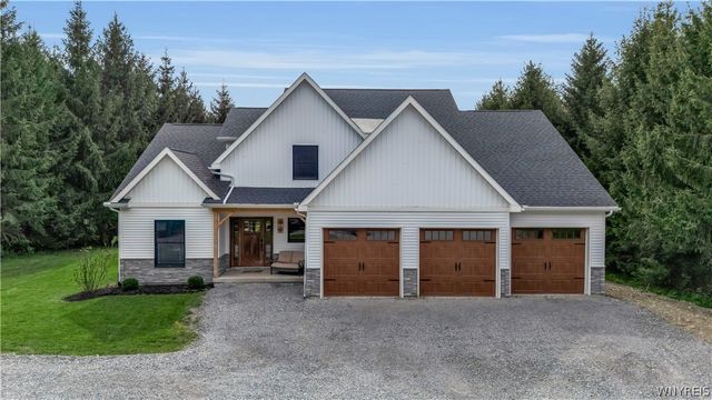 8778 Center Street, Colden, NY 14080