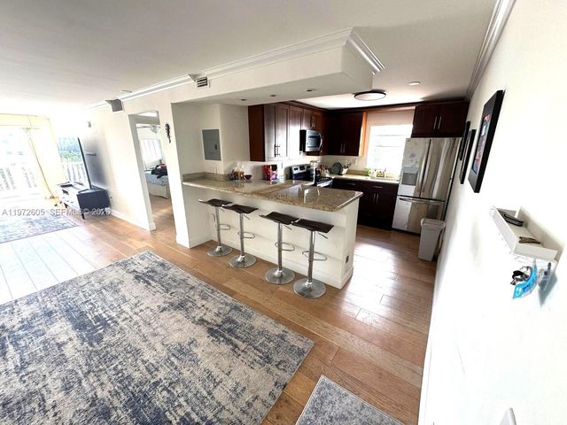 910 Michigan Ave 501, Miami Beach, FL 33139