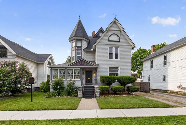 911 McKinley Avenue, Bay City, MI 48708