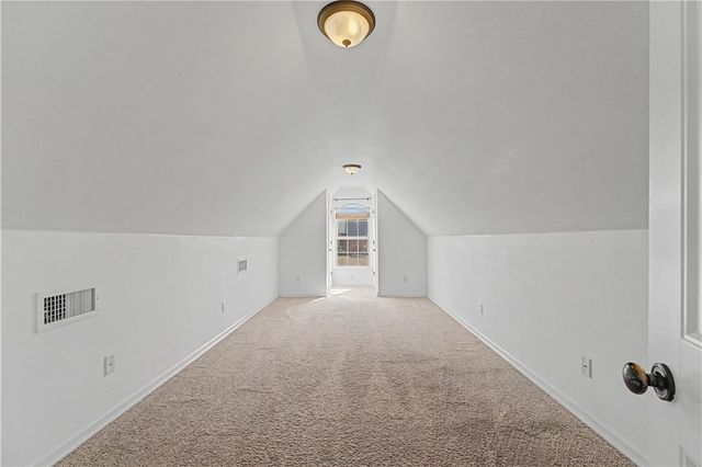 111 NE Lake Forest Lane, Bentonville, AR 72712