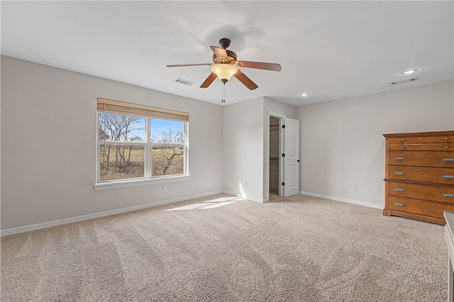 111 NE Lake Forest Lane, Bentonville, AR 72712