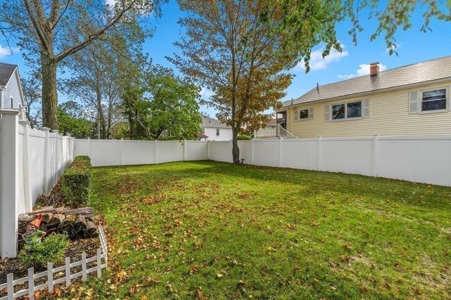 159 Kingsley Road, Hull, MA 02045