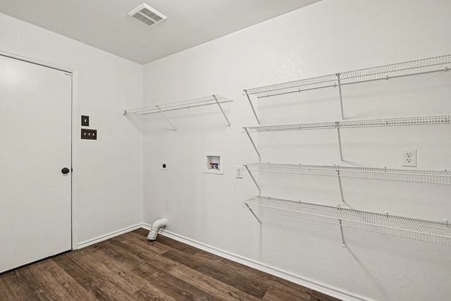 10765 Braemoor Drive, Fort Worth, TX 76052