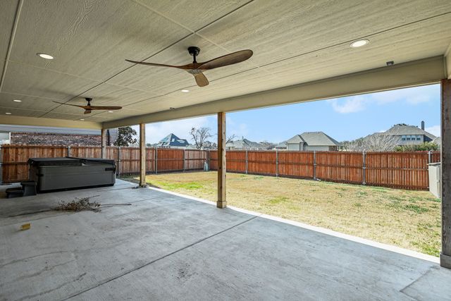 10765 Braemoor Drive, Fort Worth, TX 76052